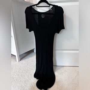 Me to We black high low tunic tshirt